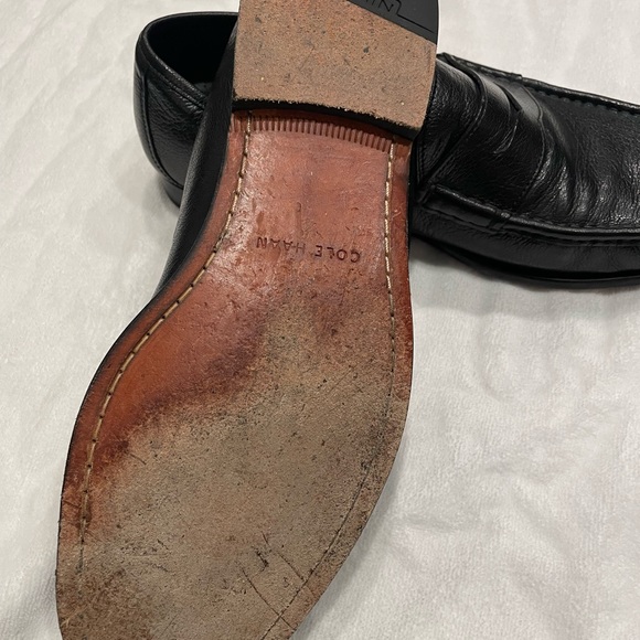 Men’s Cole Haan slip-on black shoes, size 12M, classic & super comfortable. - Picture 3 of 5